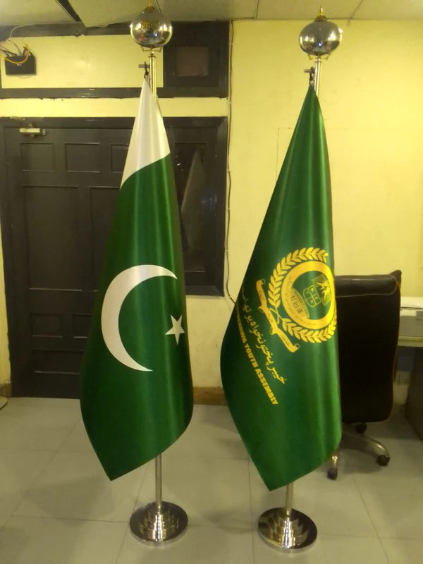 Chrome-plated base desk flag stand