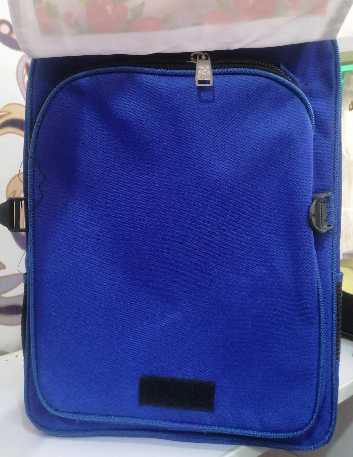 Personalized school bag with custom name printing.