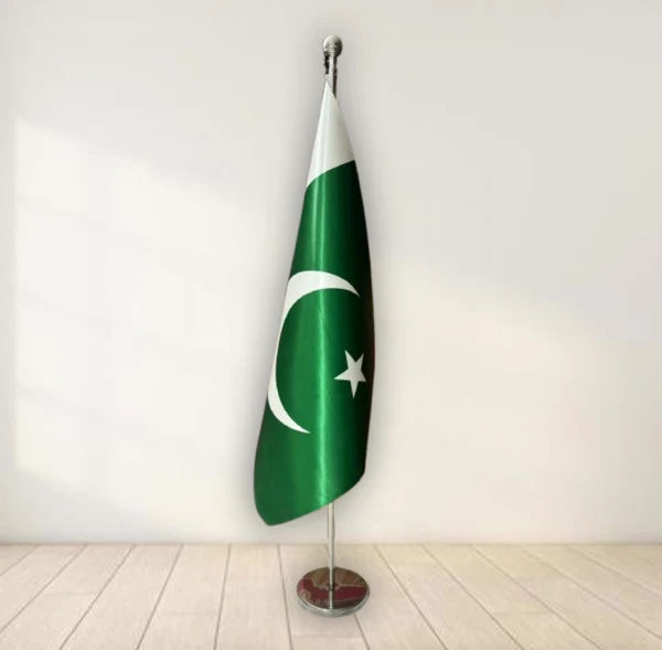 Executive conference flag with steel base